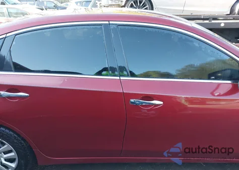 2014 Nissan Altima 2.5 S z USA, uszkodzony, nr VIN 1N4AL3AP8EC139183